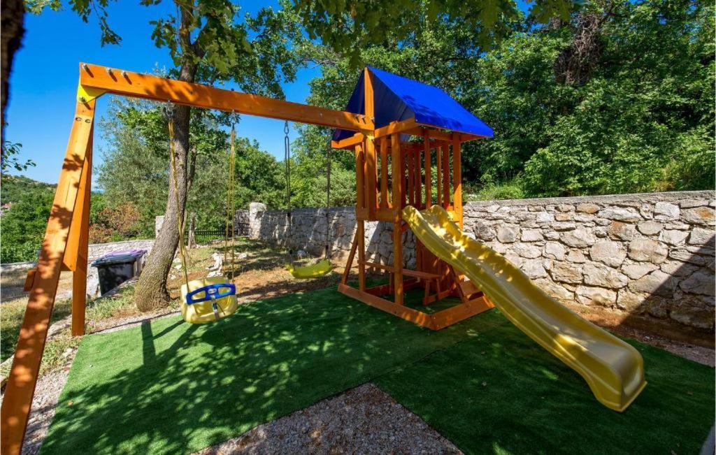 Holiday Homes Mirjana Мощеницька Драга Екстер'єр фото