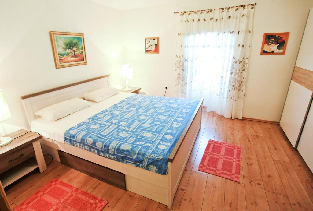 Holiday Homes Mirjana Мощеницька Драга Екстер'єр фото