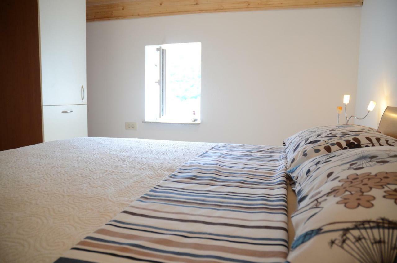 Holiday Homes Mirjana Мощеницька Драга Екстер'єр фото