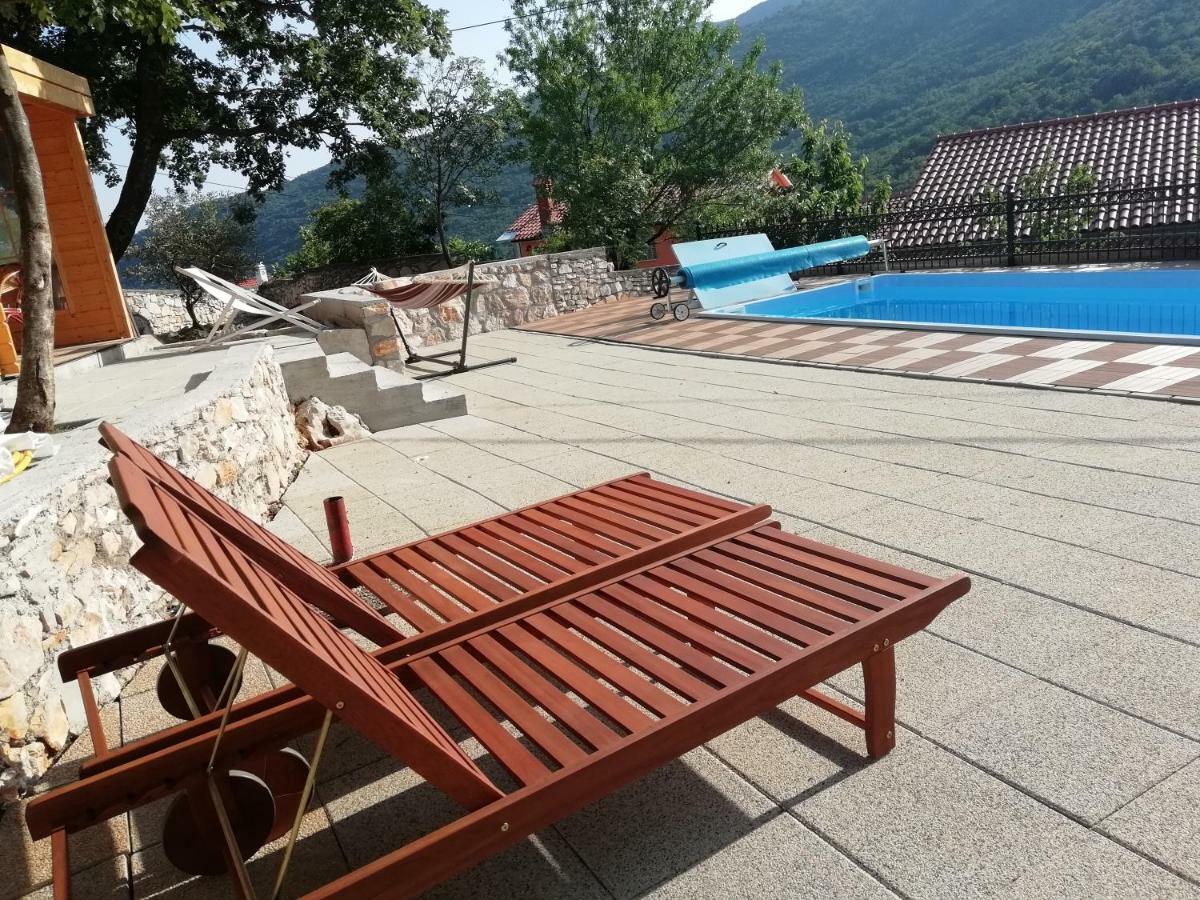 Holiday Homes Mirjana Мощеницька Драга Екстер'єр фото