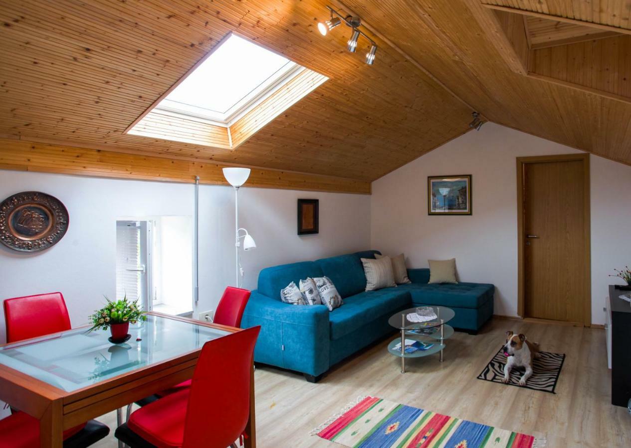 Holiday Homes Mirjana Мощеницька Драга Екстер'єр фото